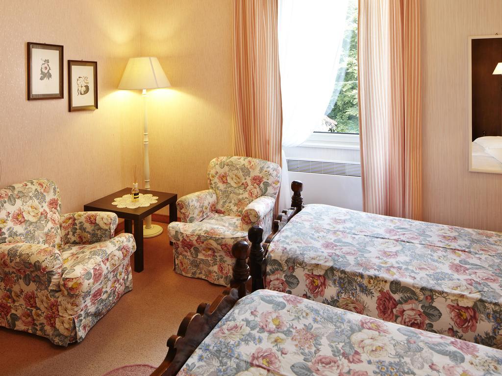 Albergo Milano Snc Lanzo D'intelvi Phòng bức ảnh